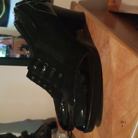 Confort Heeled Oxford Style Career - Picture 11 of 11